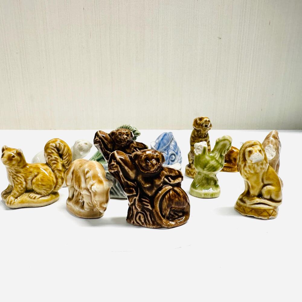 Wade England Mini Figurines All Broken Chipped Lot of 13 AS IS